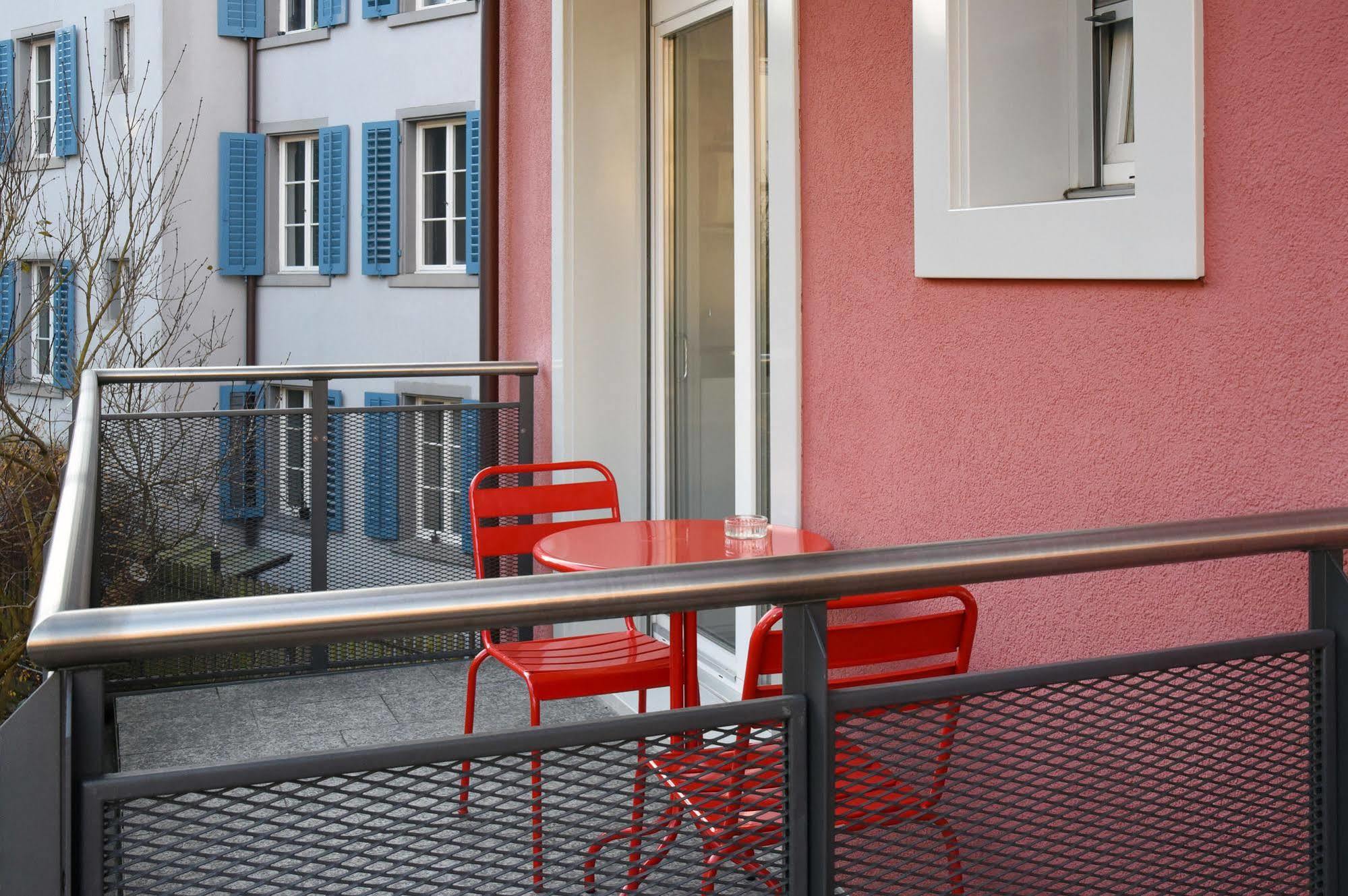 Ferienwohnung Swiss Star California - Self Check-In Zürich Exterior foto